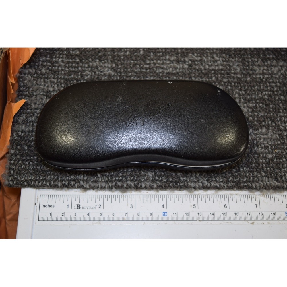 Ray-Ban Sunglasses Eyeglasses Clam Shell Black - Logo CASE ONLY - Flaw